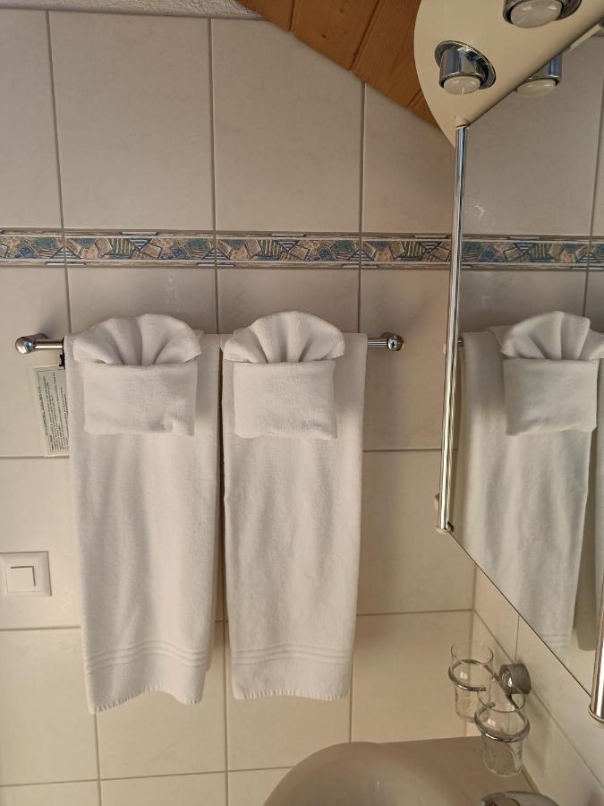 Hotel Adler Sigriswil Bagian luar foto